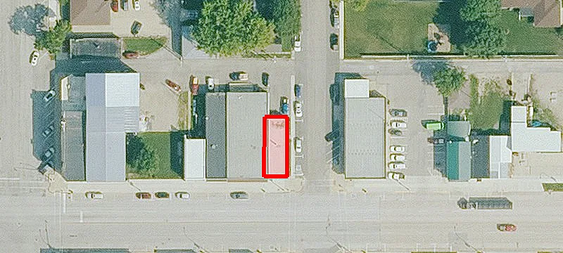 2101 Main St