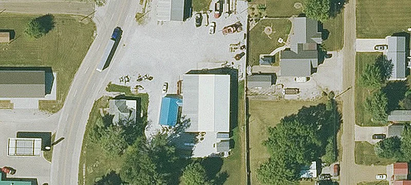 300 Oak St