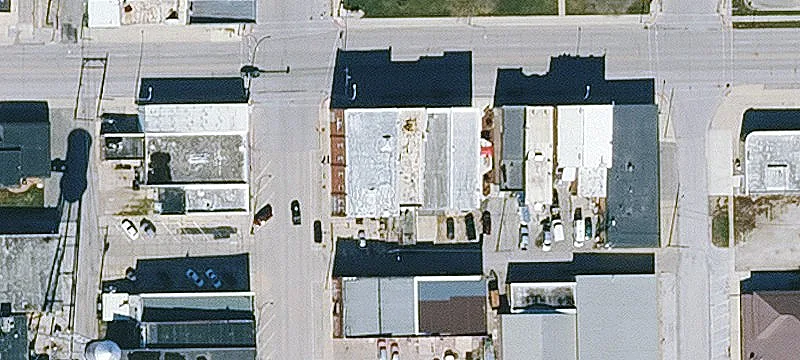 104 Central E Ave
