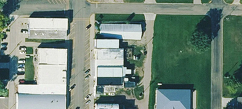 305 Main St