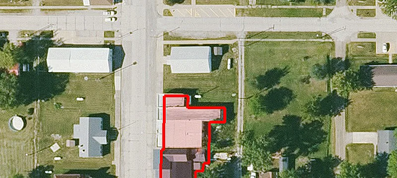 318 Main St