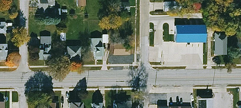 821 Central E Ave