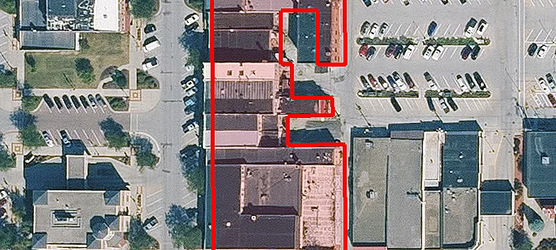 28 Main St