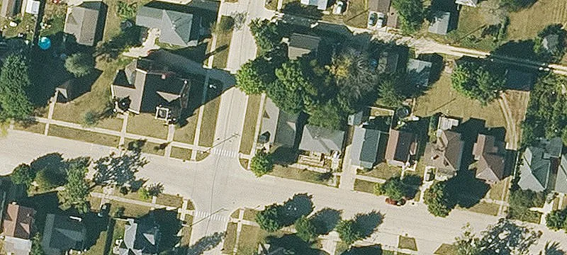 204 3rd E Ave