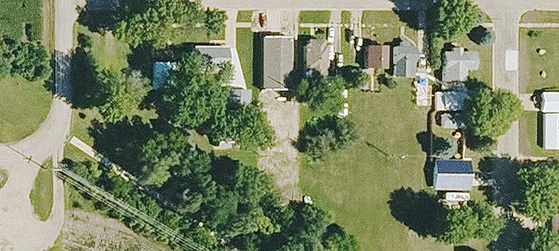 422 10th W St