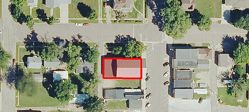 136 Main St