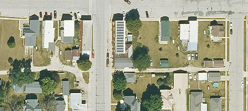 303 1st SE St