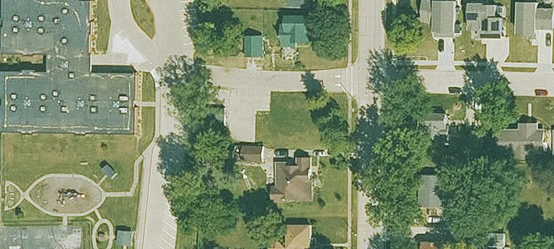 421 Main St