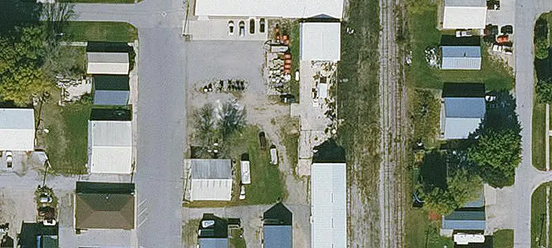 200 4th N St