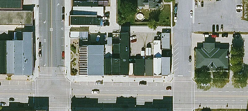 828 Central Ave