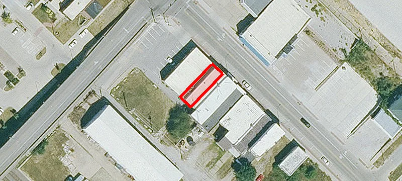412 Main St