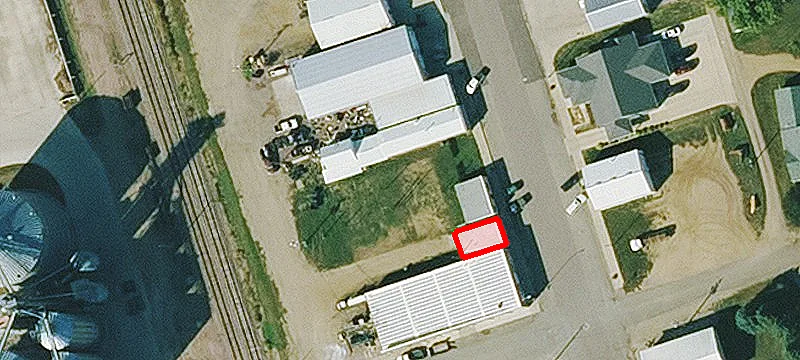 211 Main St