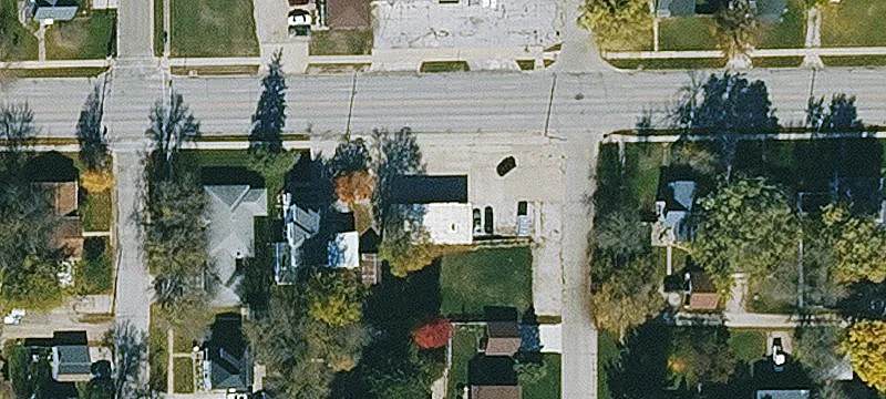 520 Central E Ave