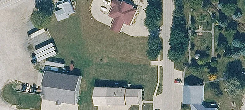 453 Railroad Ave