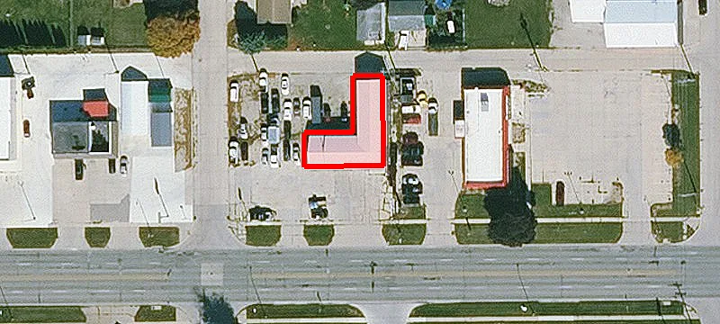 1301 Main St