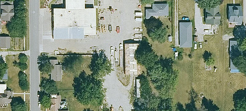 Bloomfield, IA 52537