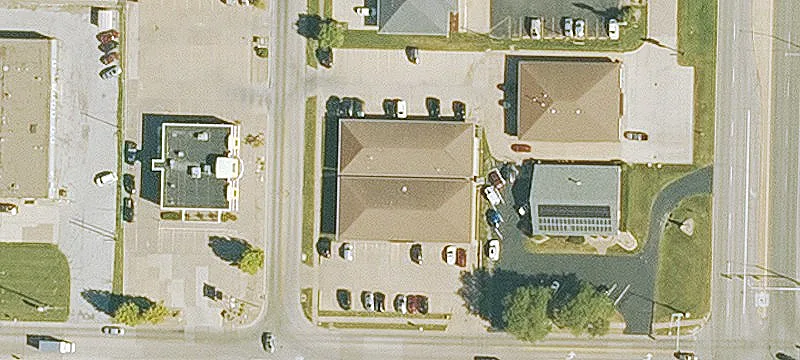 2213 Grand Ave