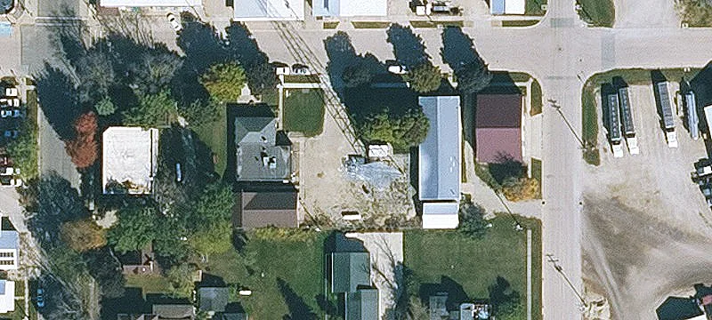 107 2nd St