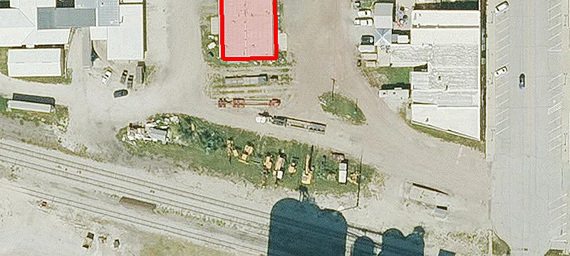 Earlham, IA 50072