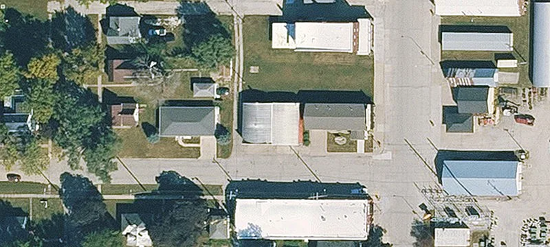 102 Shoenhair St