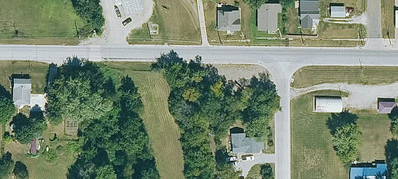 Bloomfield, IA 52537