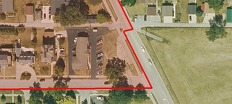 Decorah, IA 52101