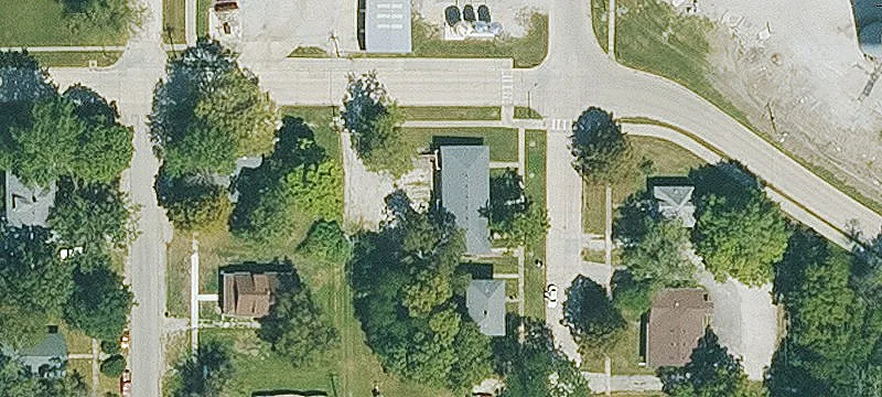 300 Linden St