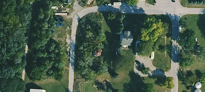 309 Railroad St