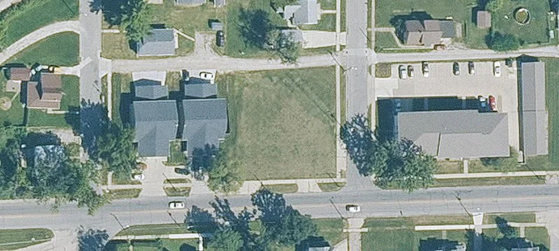 1000 1st W Ave