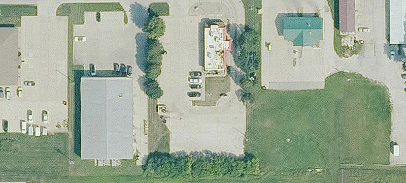3204 Main St