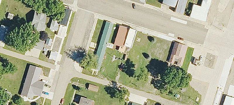 323 3rd St