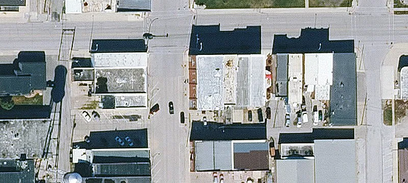 102 Central E Ave