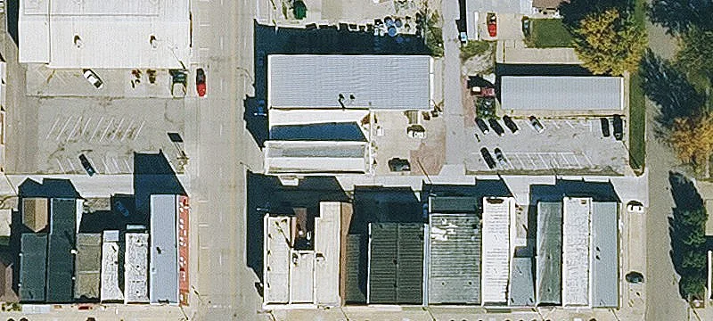 110 4th St