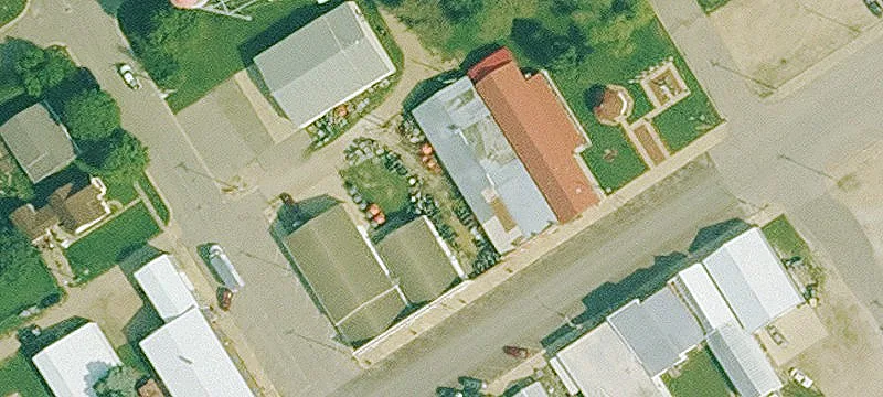 15 Maple St