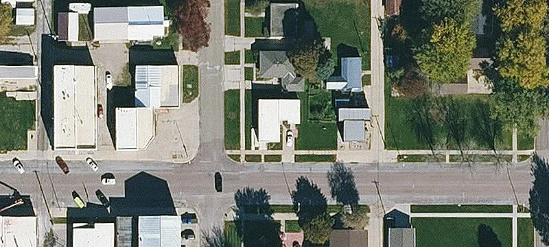 206 2nd St