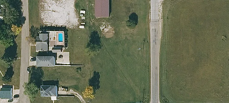 300 Main St