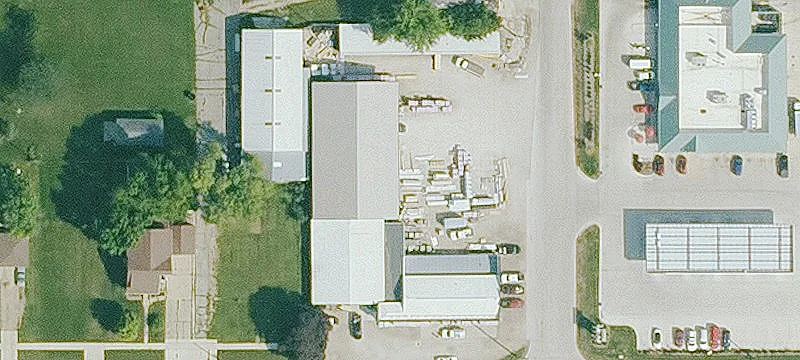 1401 Main St
