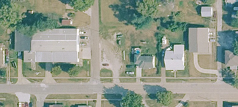 Benton W Ave