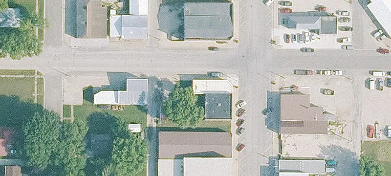 201 Broadway Ave