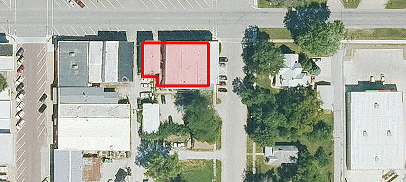 135 Main St