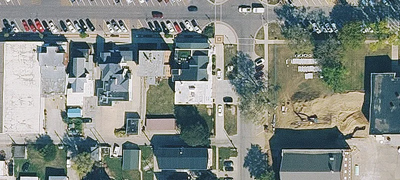 1437 Broadway