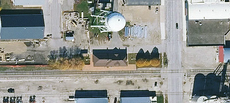 302 Main St