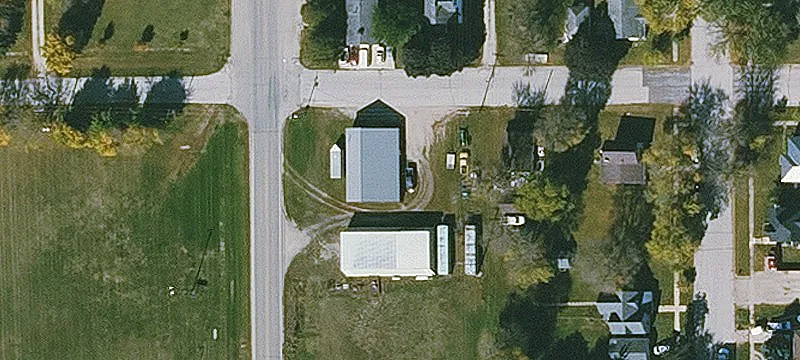 318 2nd St