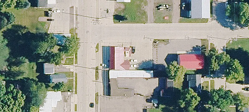 203 Riv S Ave