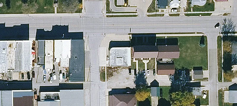 202 Central E Ave