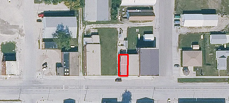111 Maple St