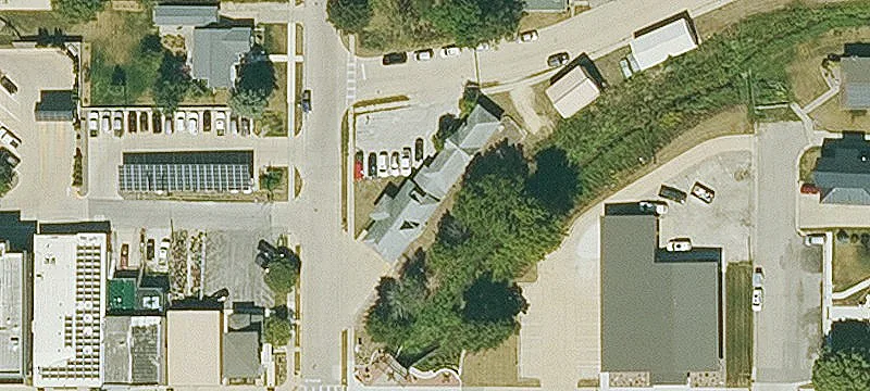 300 Water St