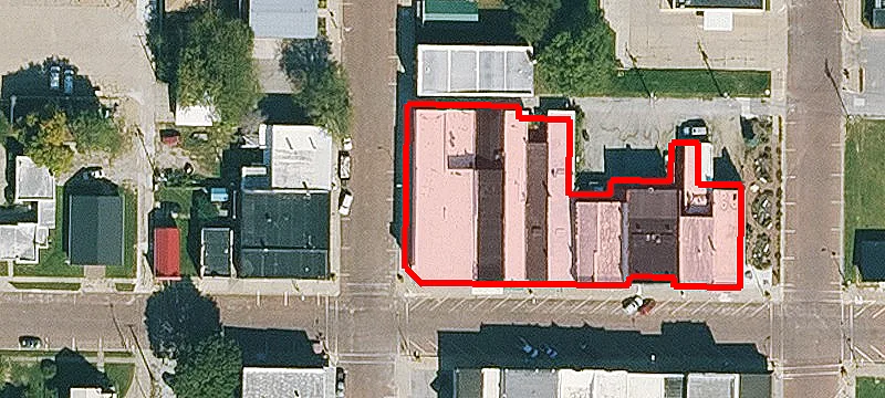 421 Main St