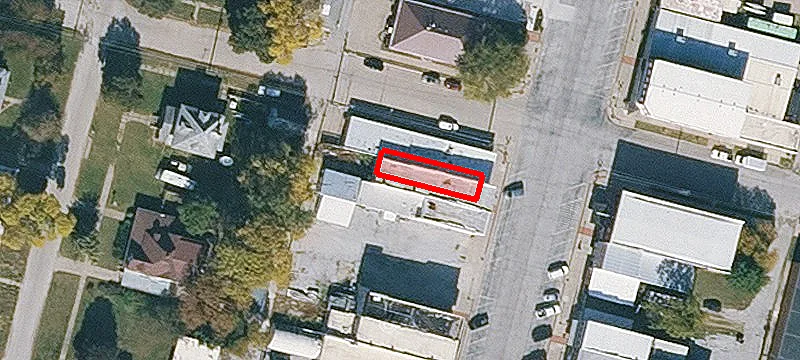 1121 Main St