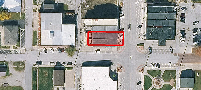 401 Main St